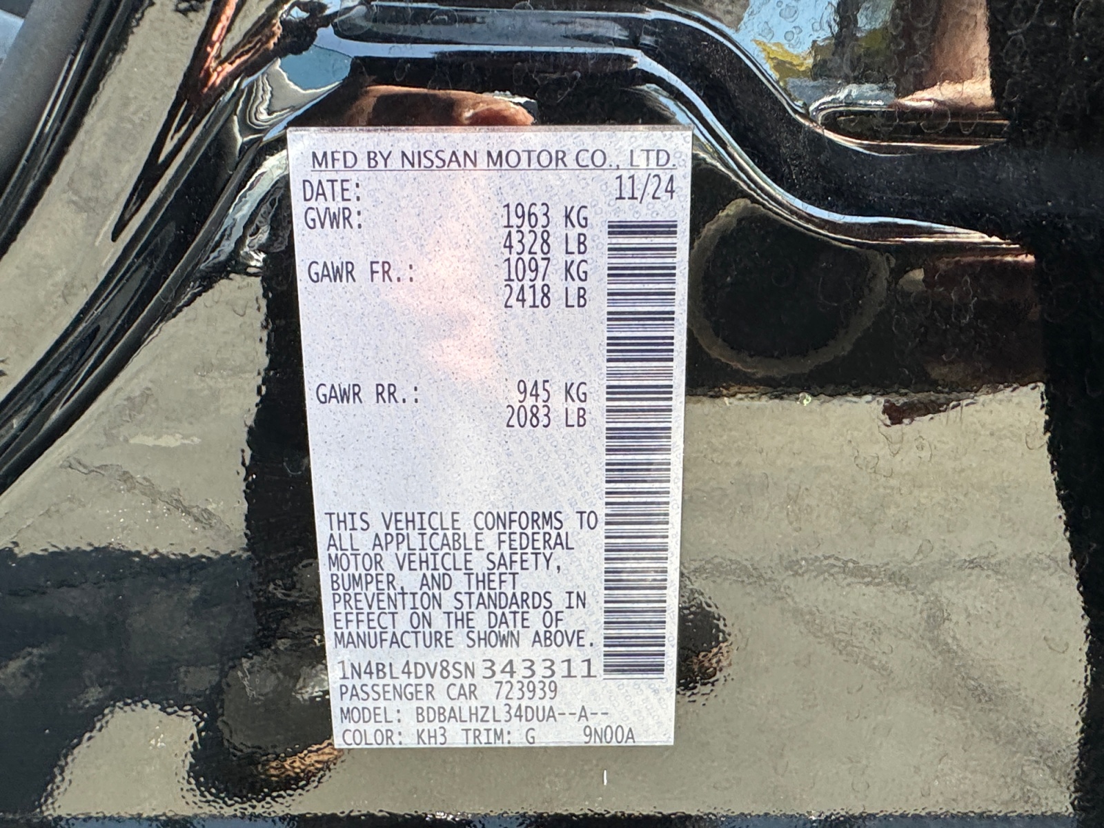 2025 Nissan Altima SV - Photo 18