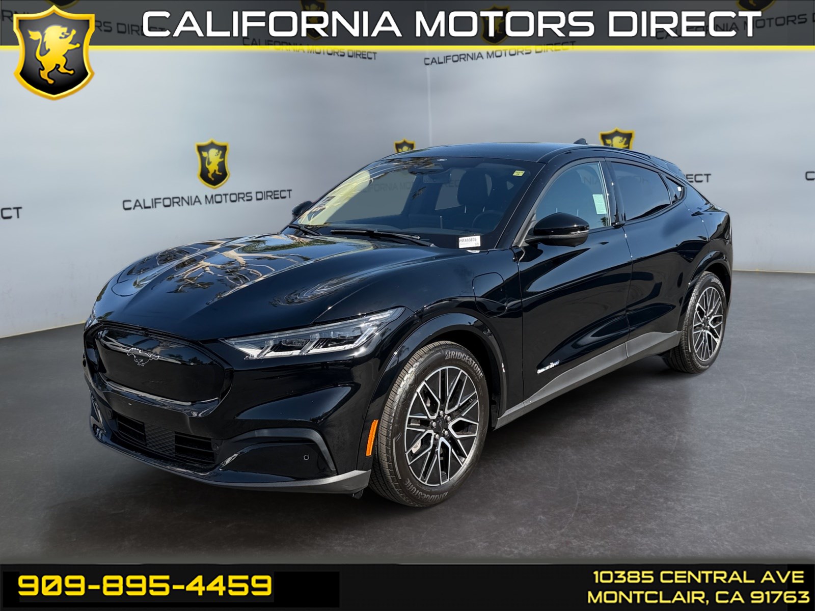2023 Ford Mustang-Mach-e Premium's photo