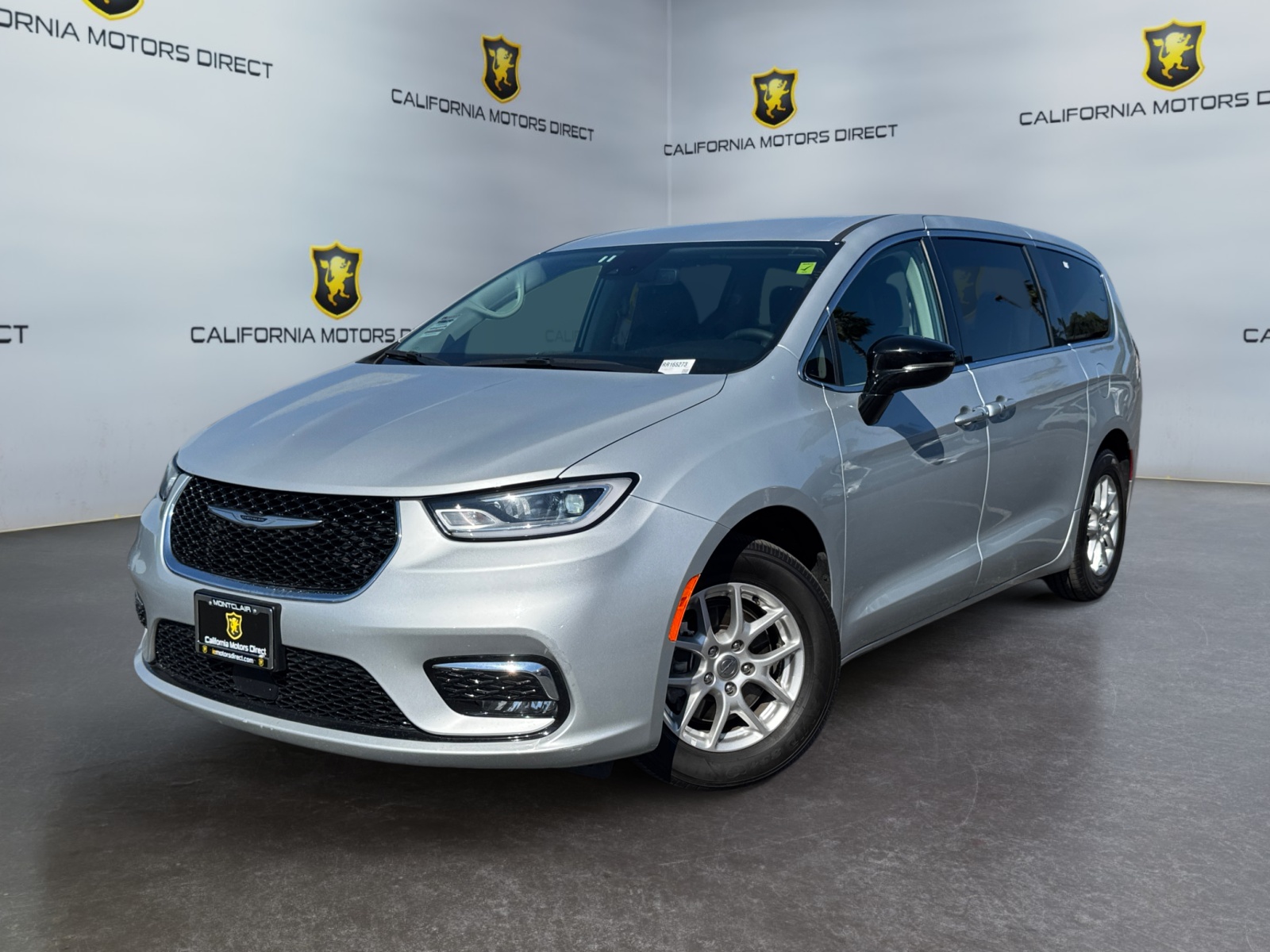 Chrysler Pacifica photo 23