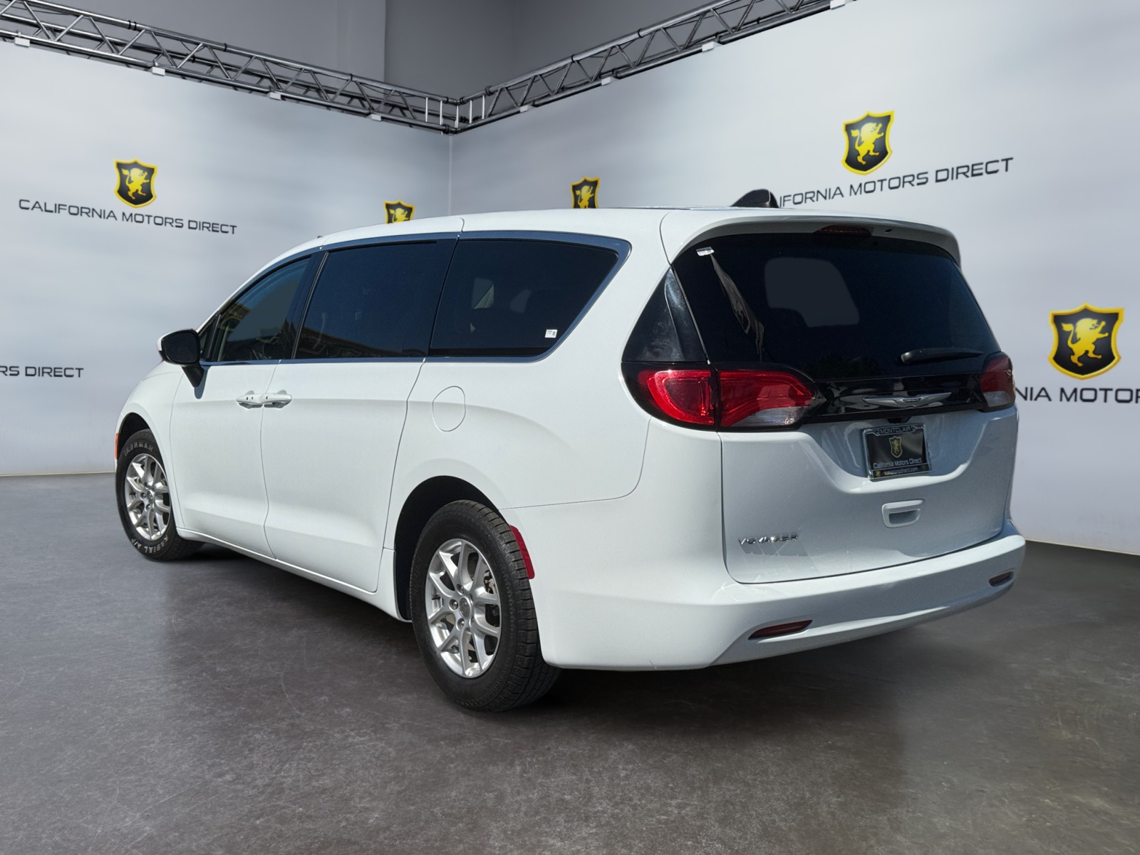 Chrysler Voyager photo 3