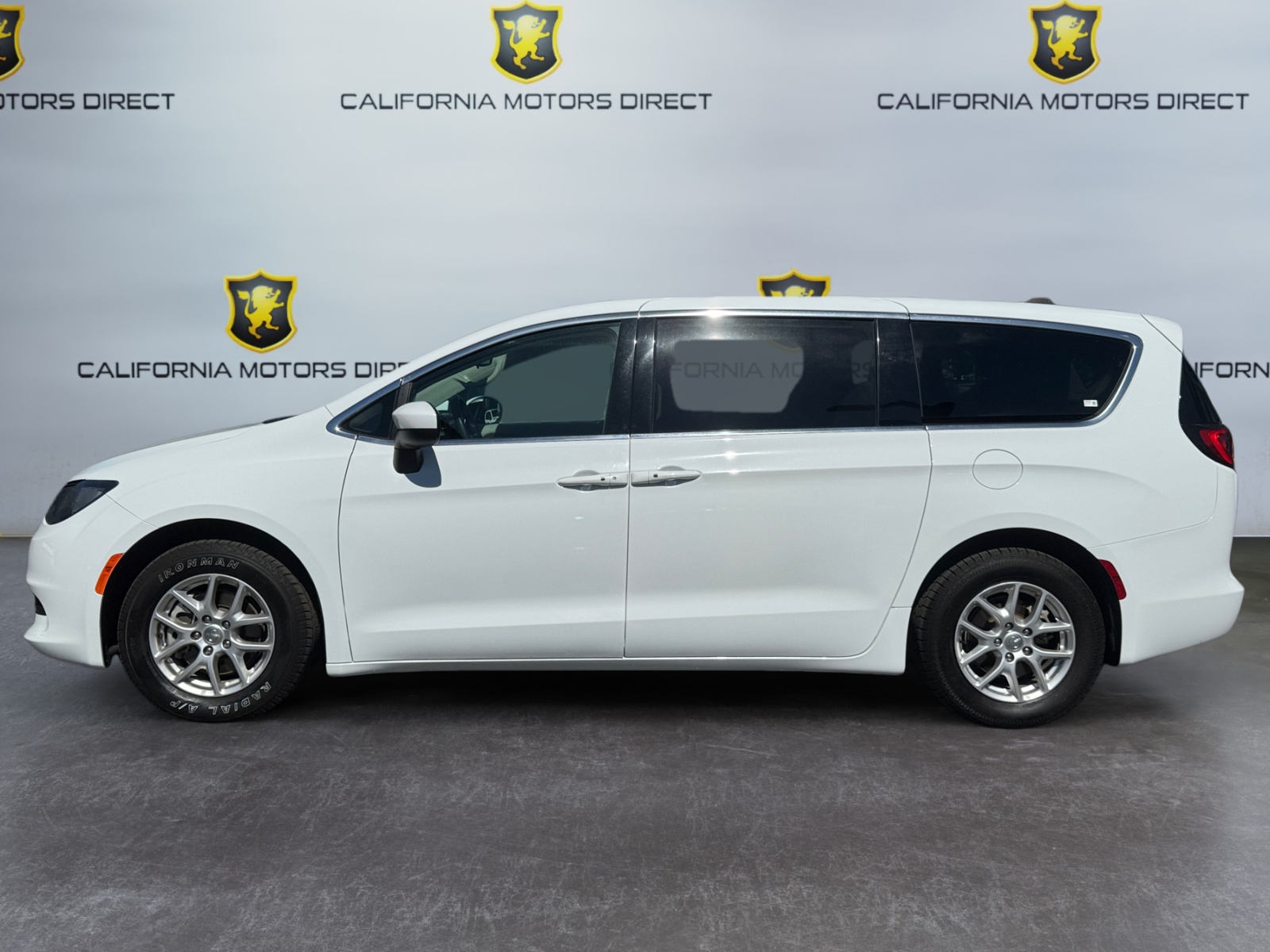 Chrysler Voyager photo 2