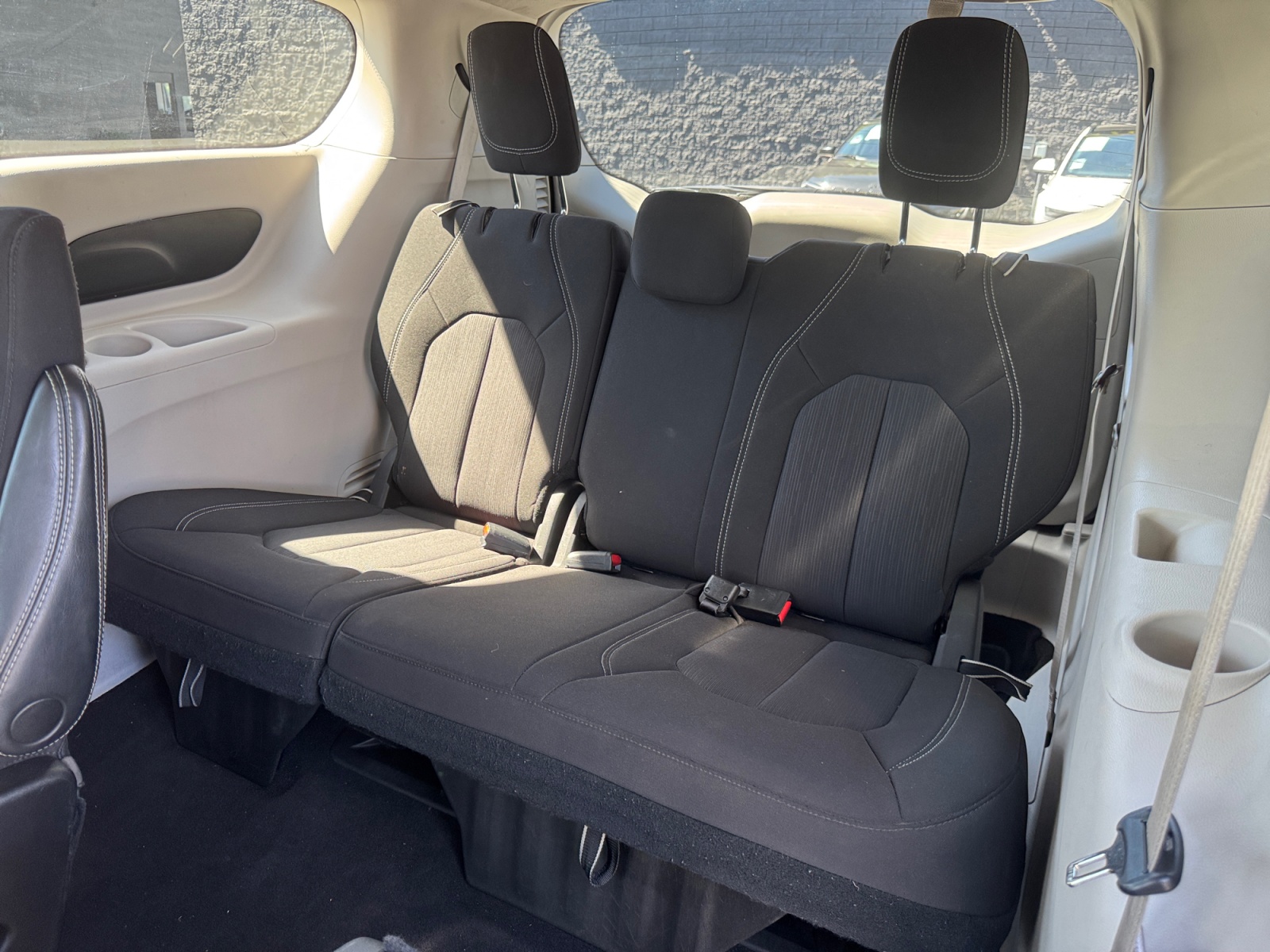 Chrysler Voyager photo 18