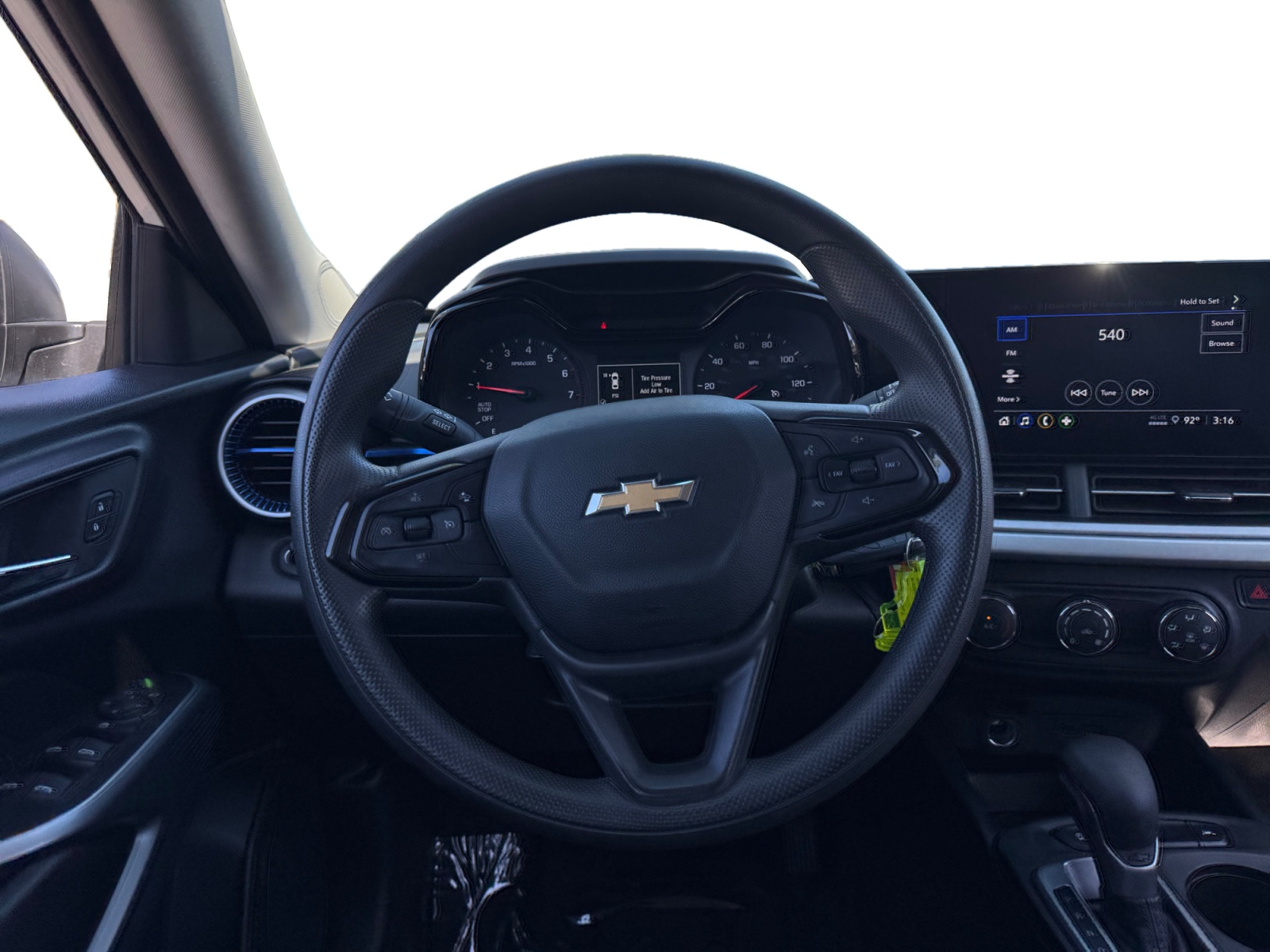 Chevrolet Trax photo 12