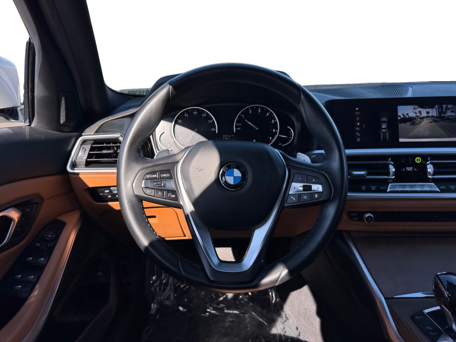 BMW 3 Series photo 12
