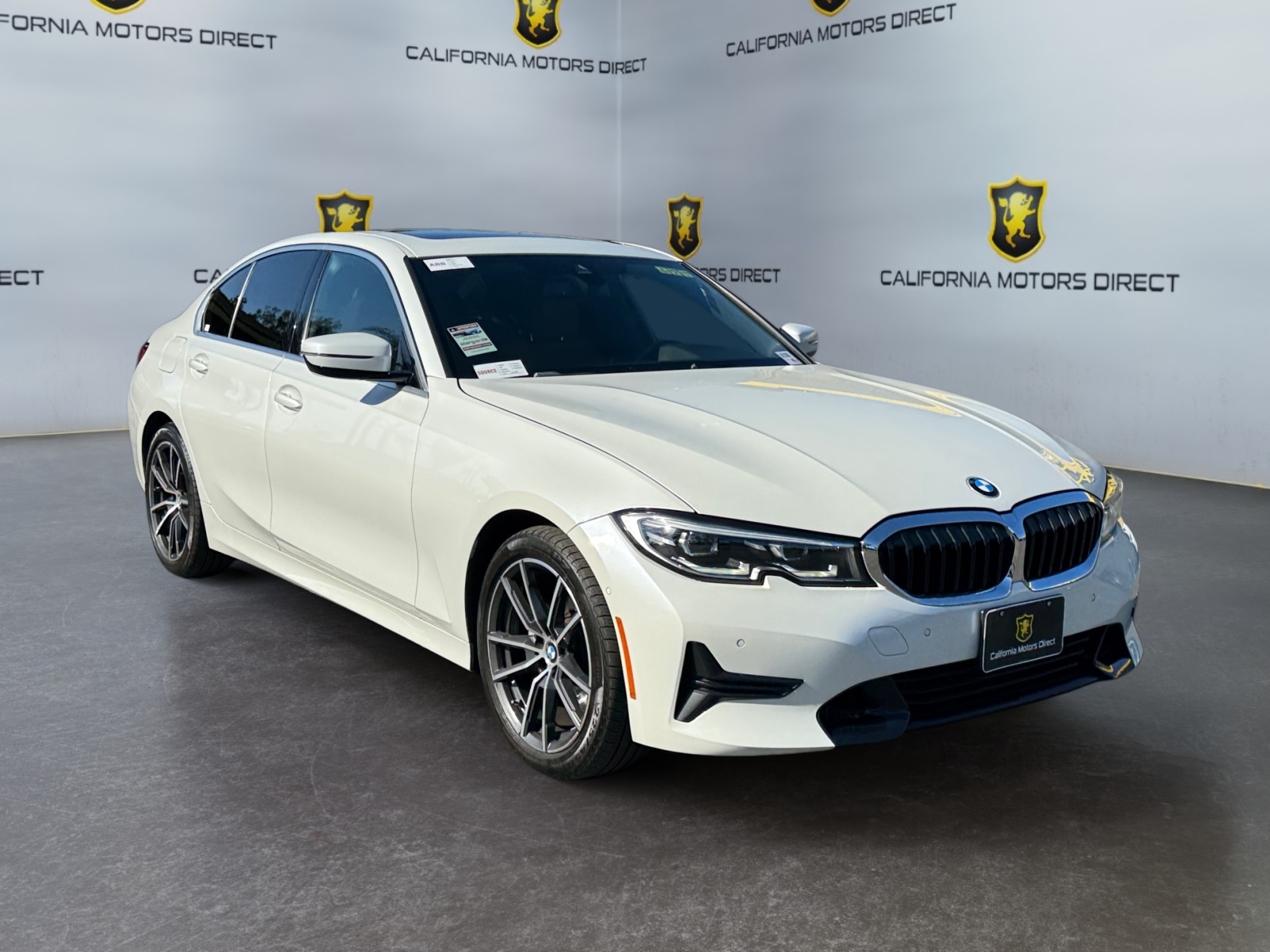 BMW 3 Series photo 7