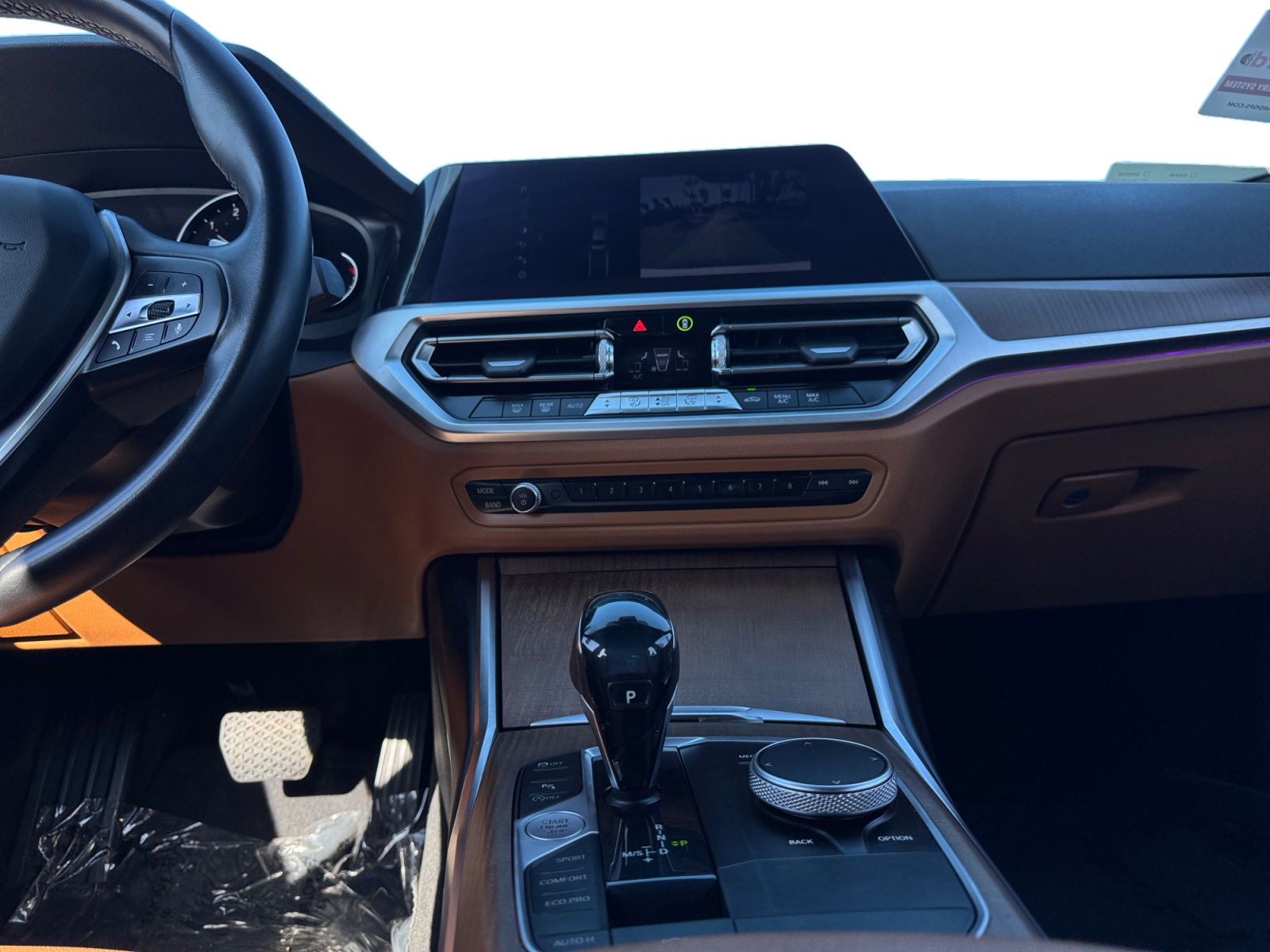 BMW 3 Series photo 11
