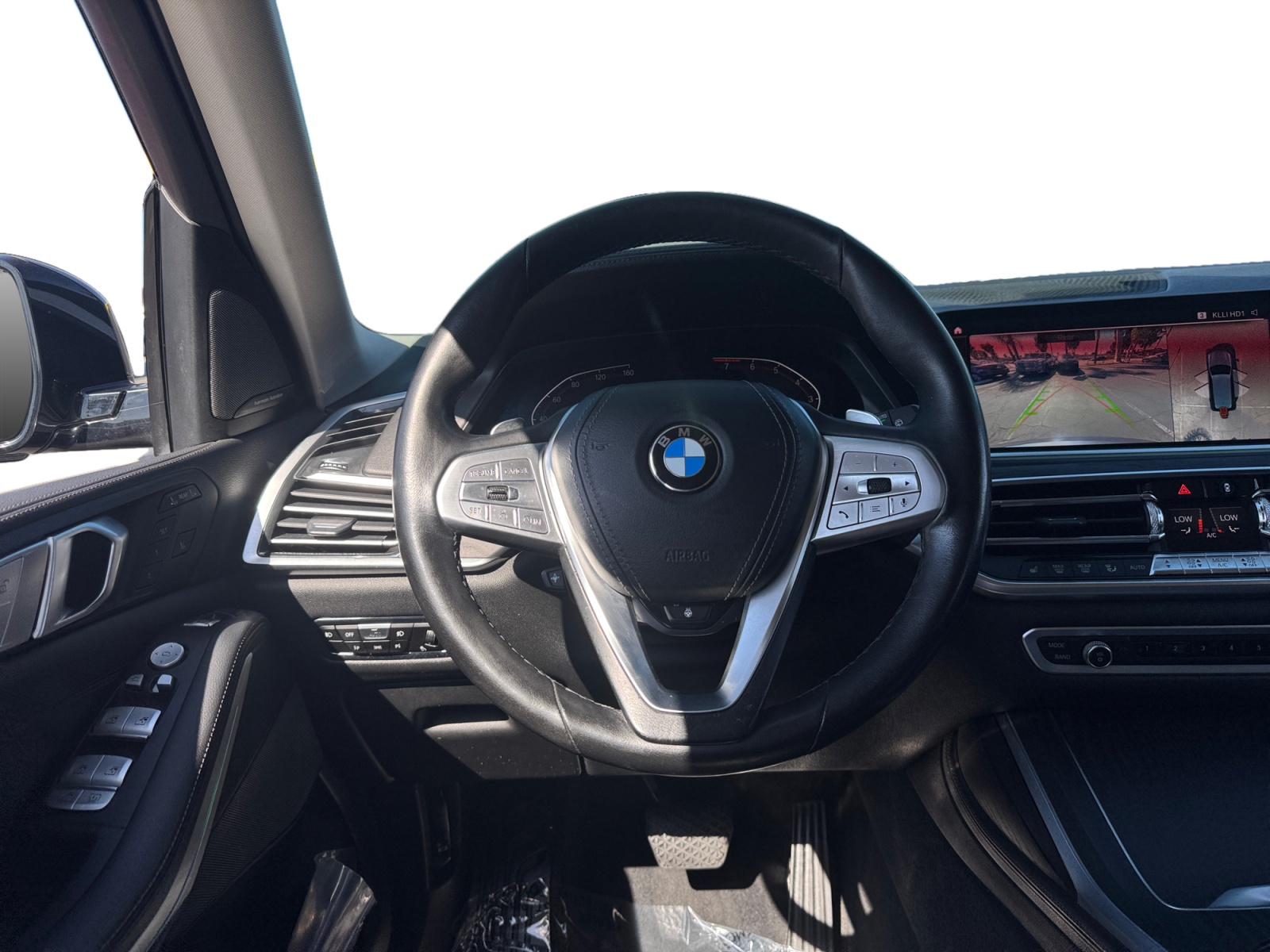 BMW X7 photo 12