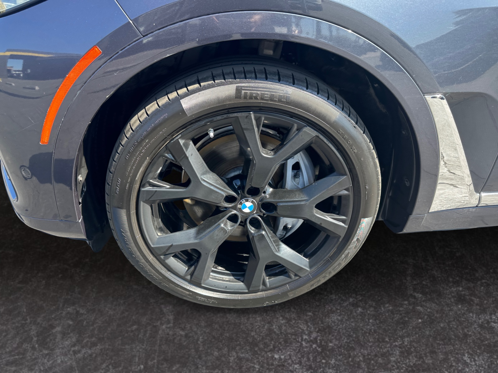 BMW X7 photo 14
