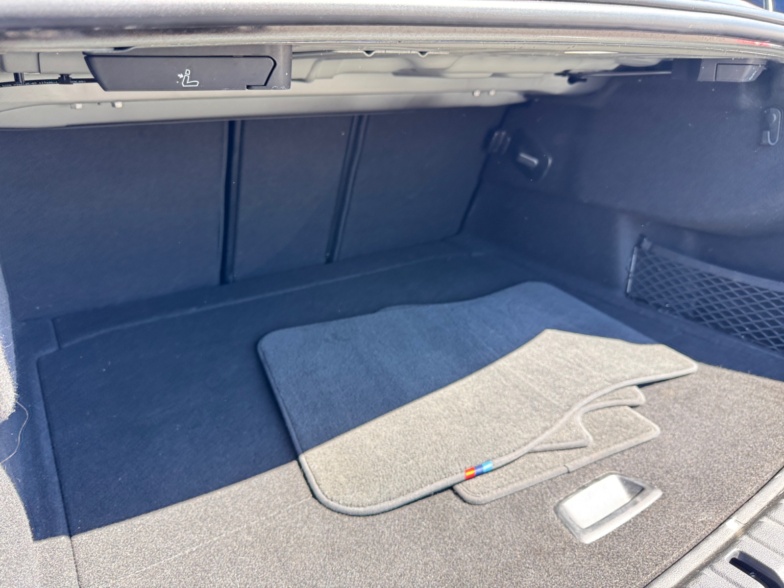 BMW 2 Series photo 19