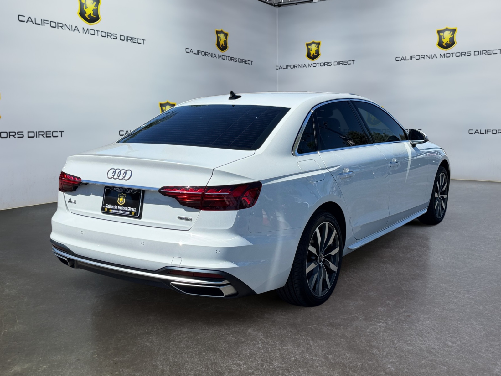 Audi A4 photo 5