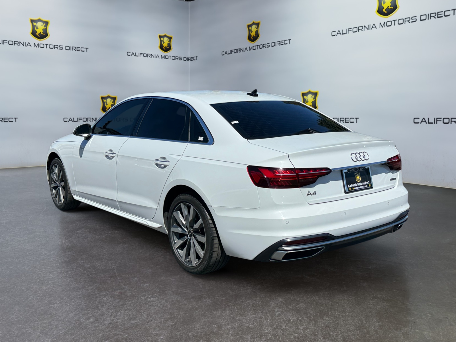 Audi A4 photo 3