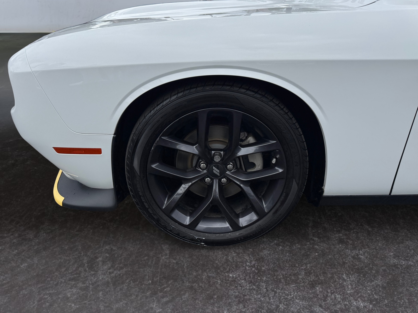 Dodge Challenger photo 14