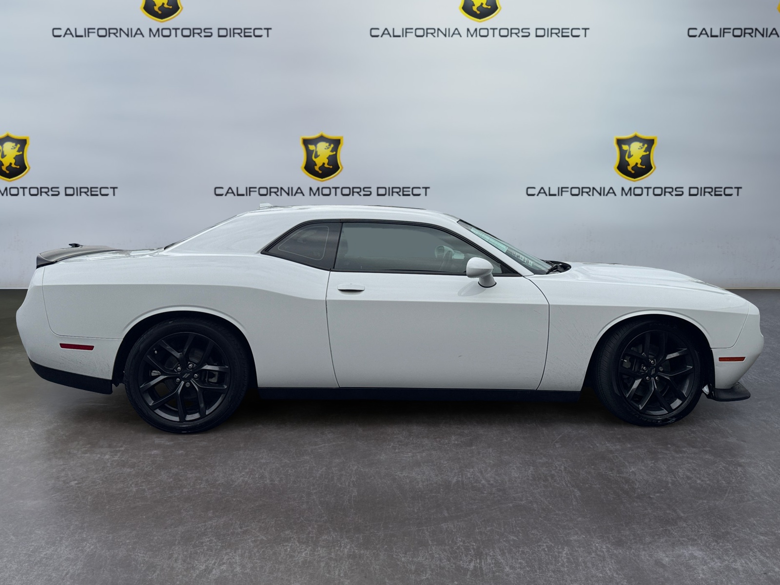 Dodge Challenger photo 6