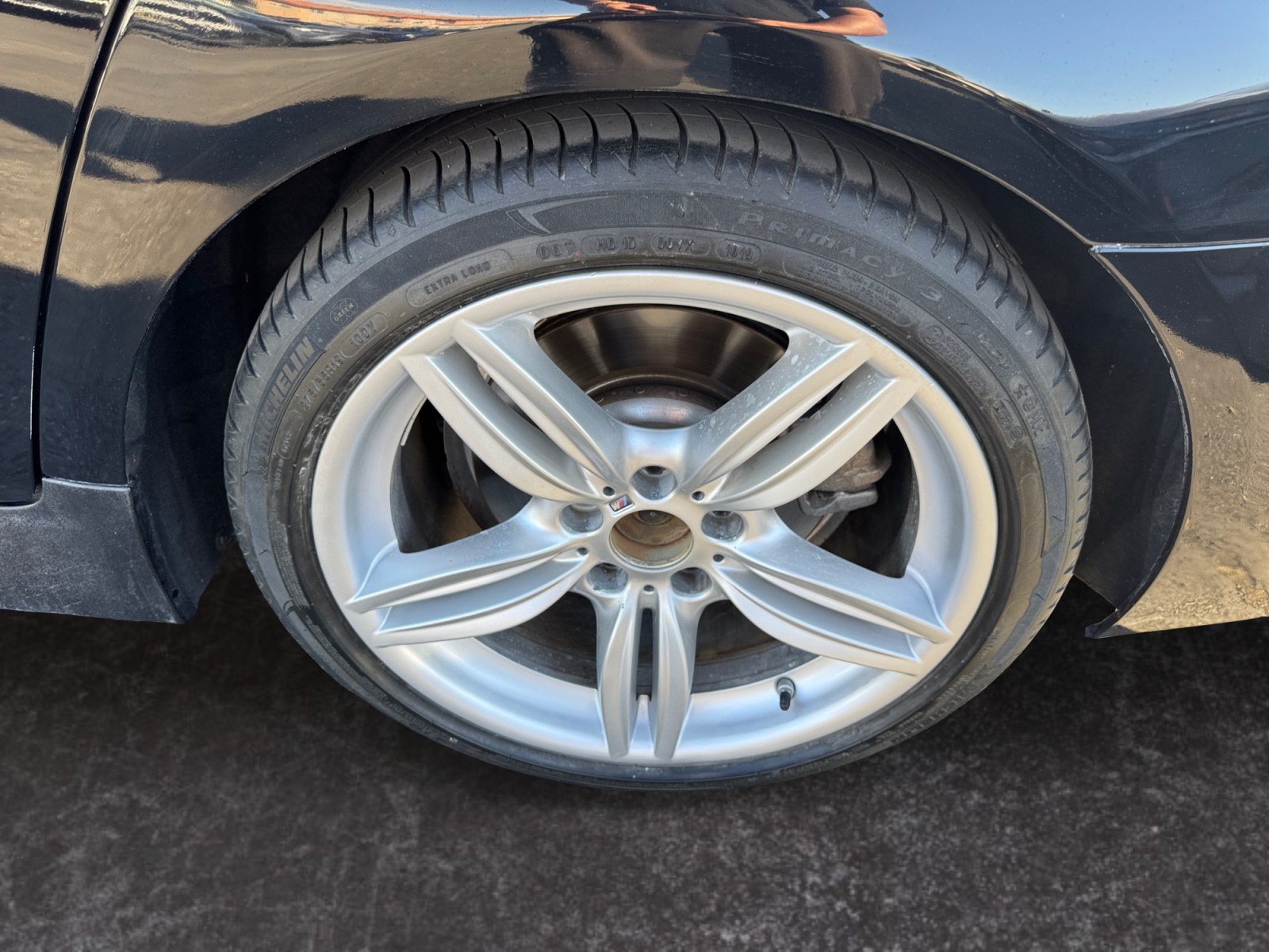 BMW 5 Series photo 11