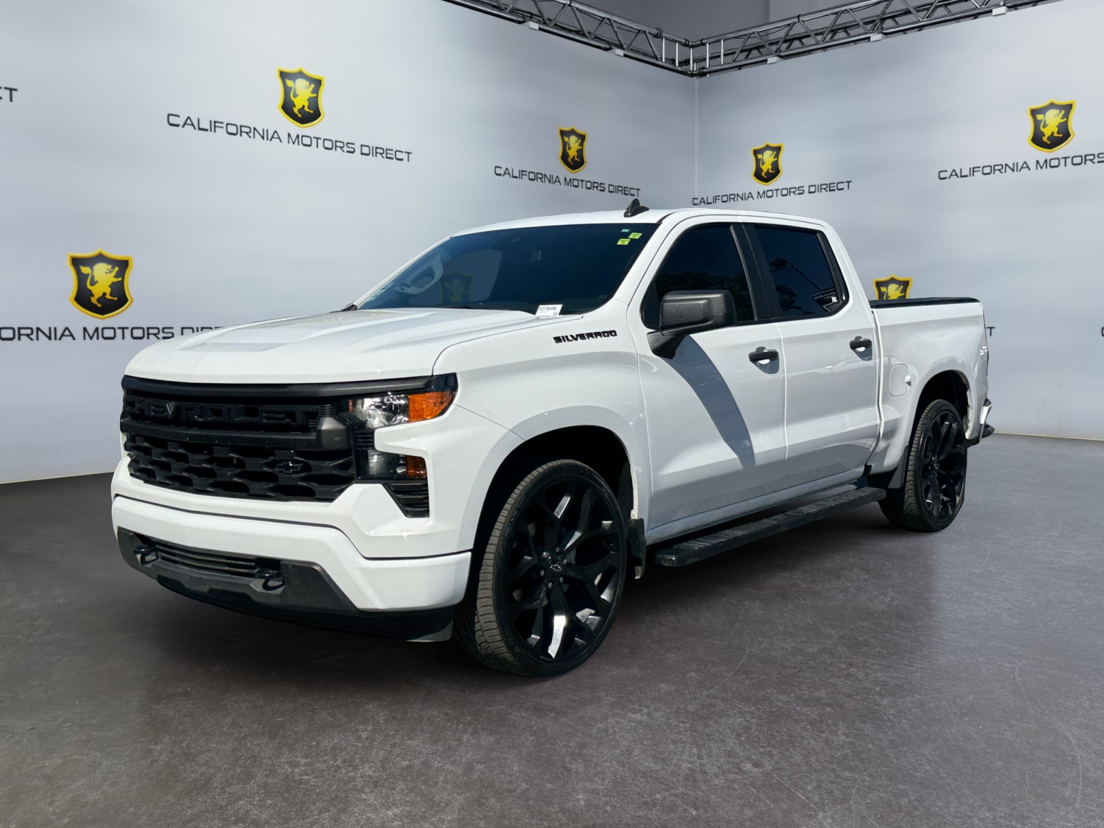 Chevrolet Silverado photo 24