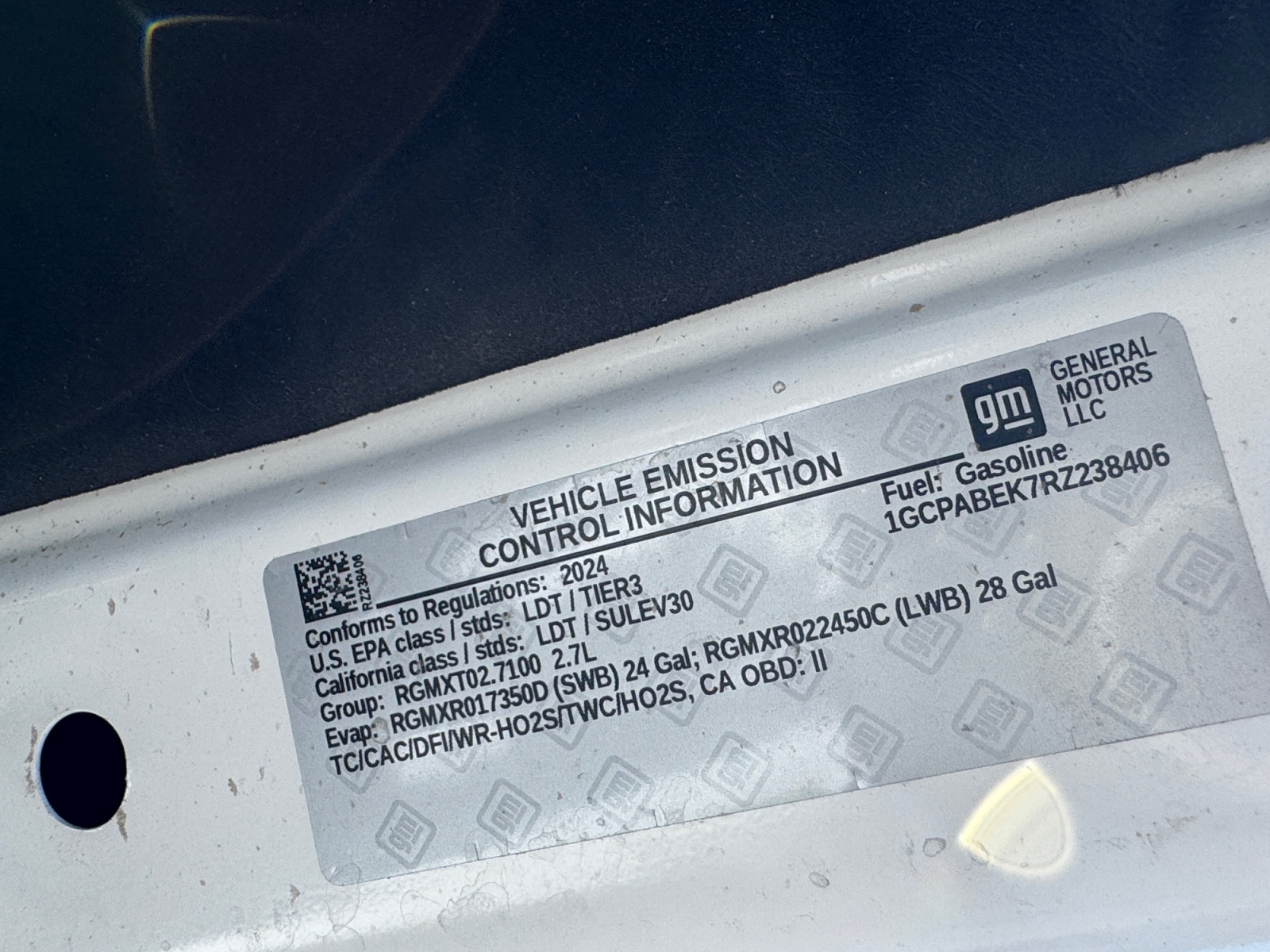 Chevrolet Silverado photo 22