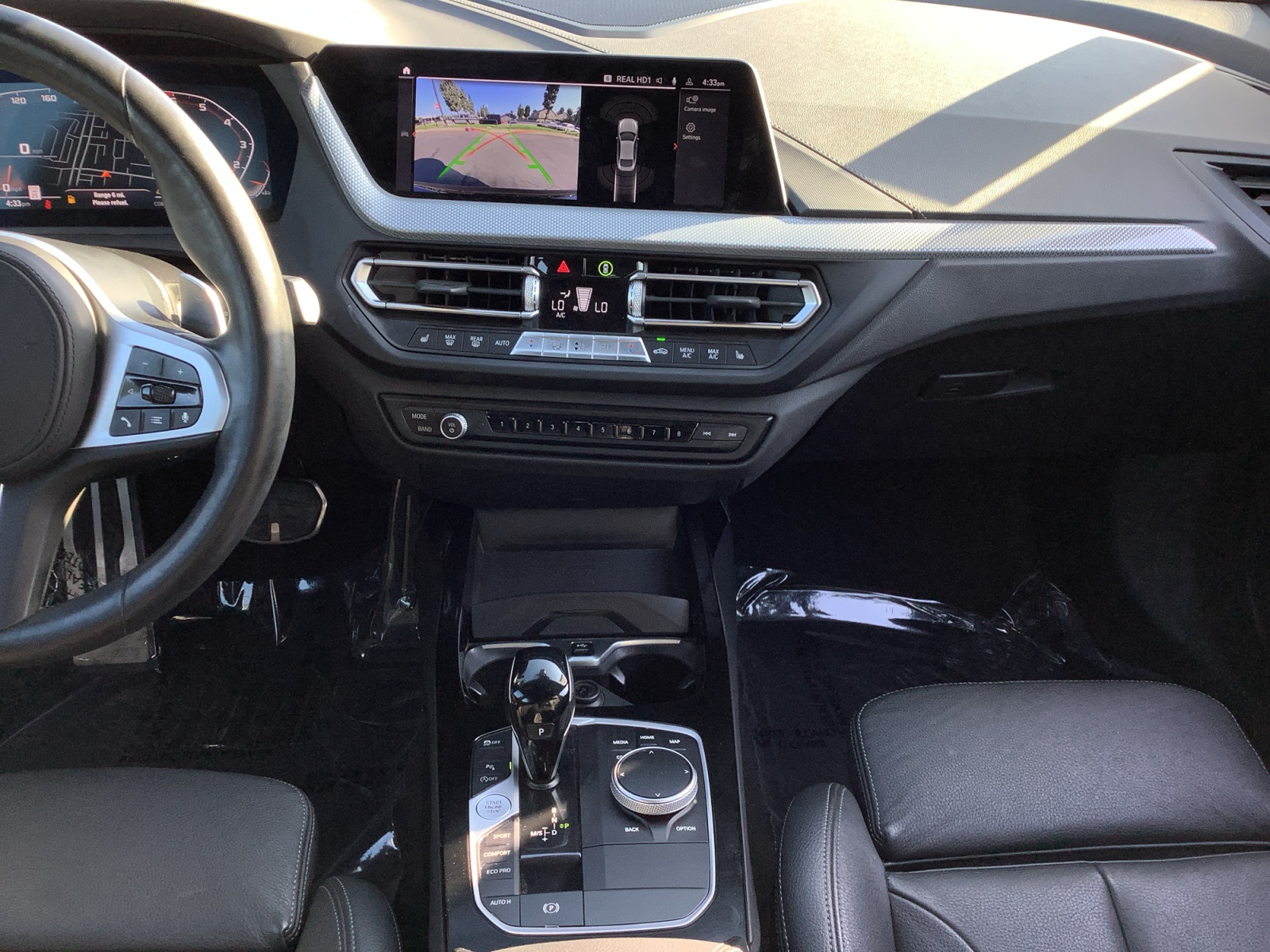 BMW 2 Series photo 11