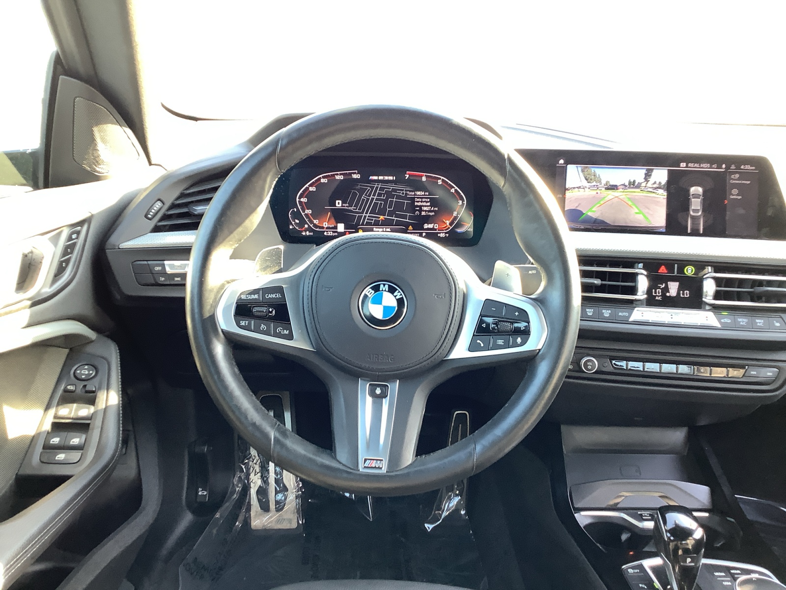 BMW 2 Series photo 12