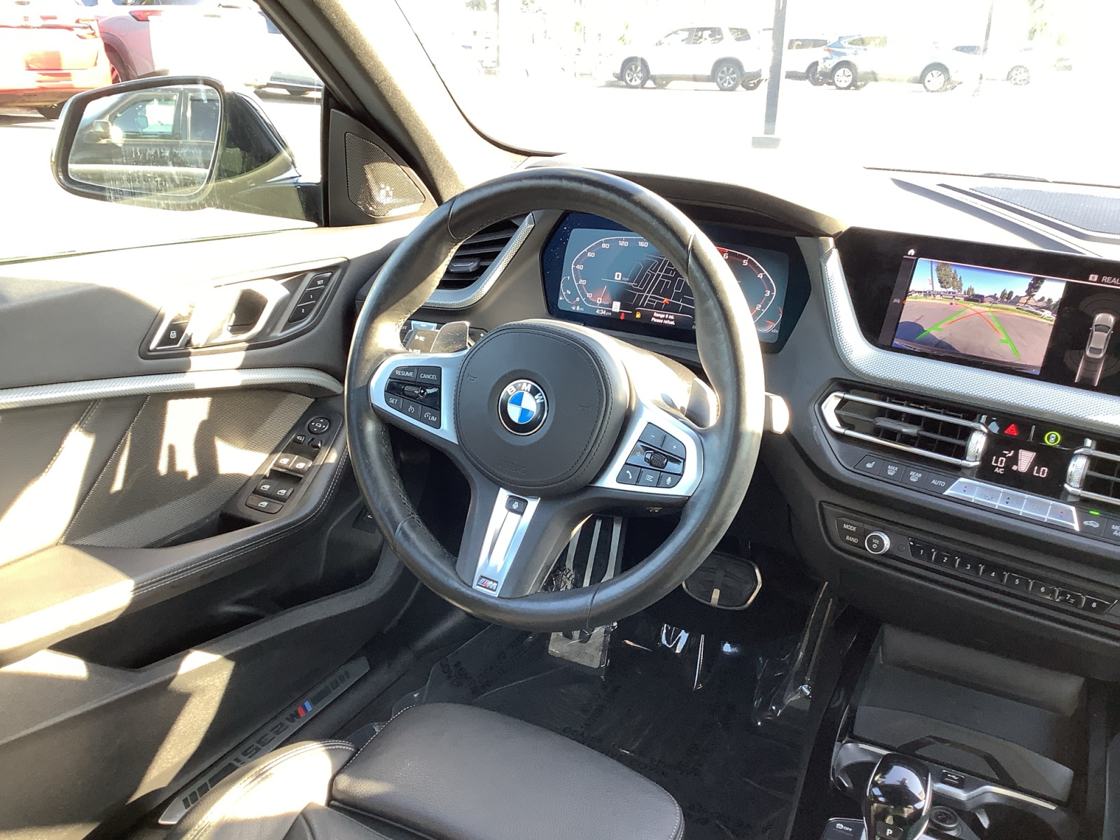 BMW 2 Series photo 21