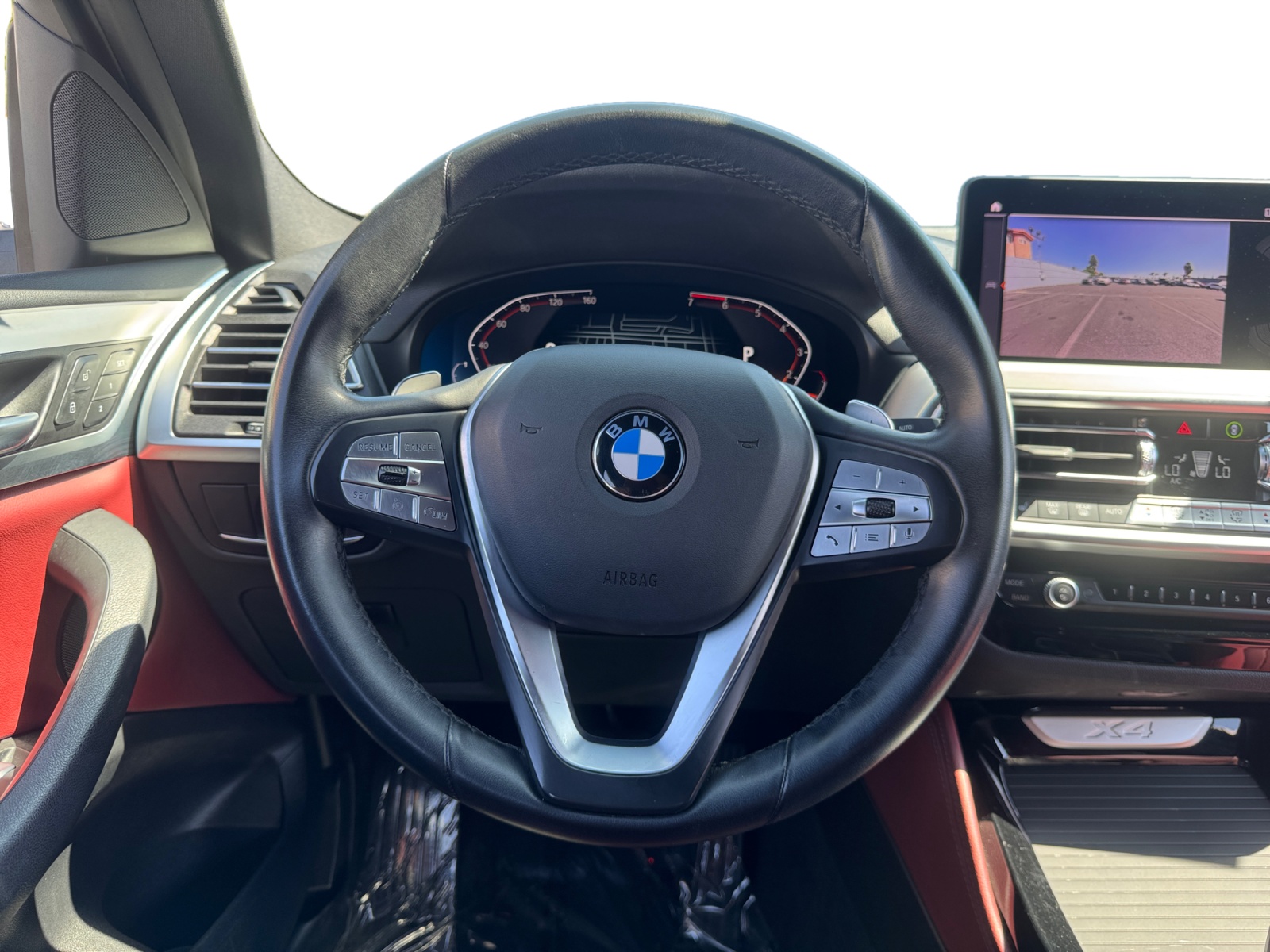BMW X4 photo 12