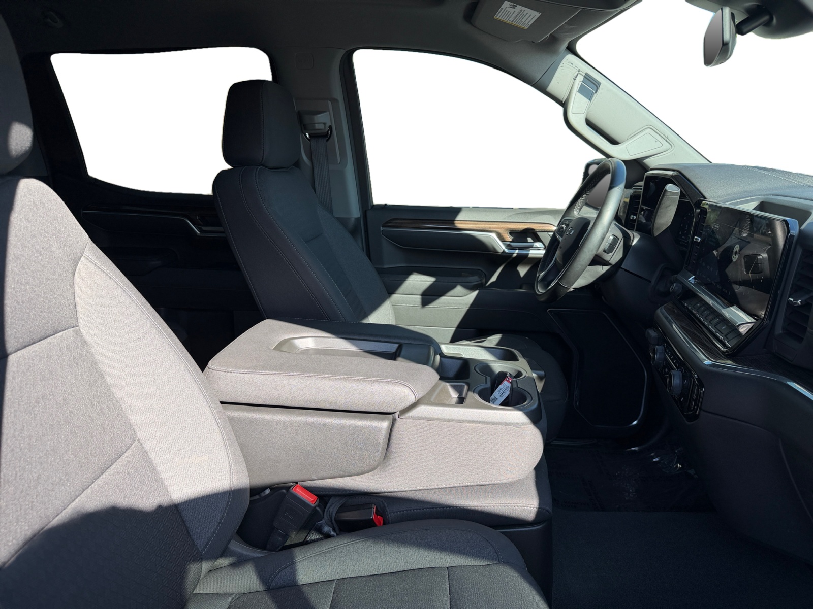 Chevrolet Silverado photo 15