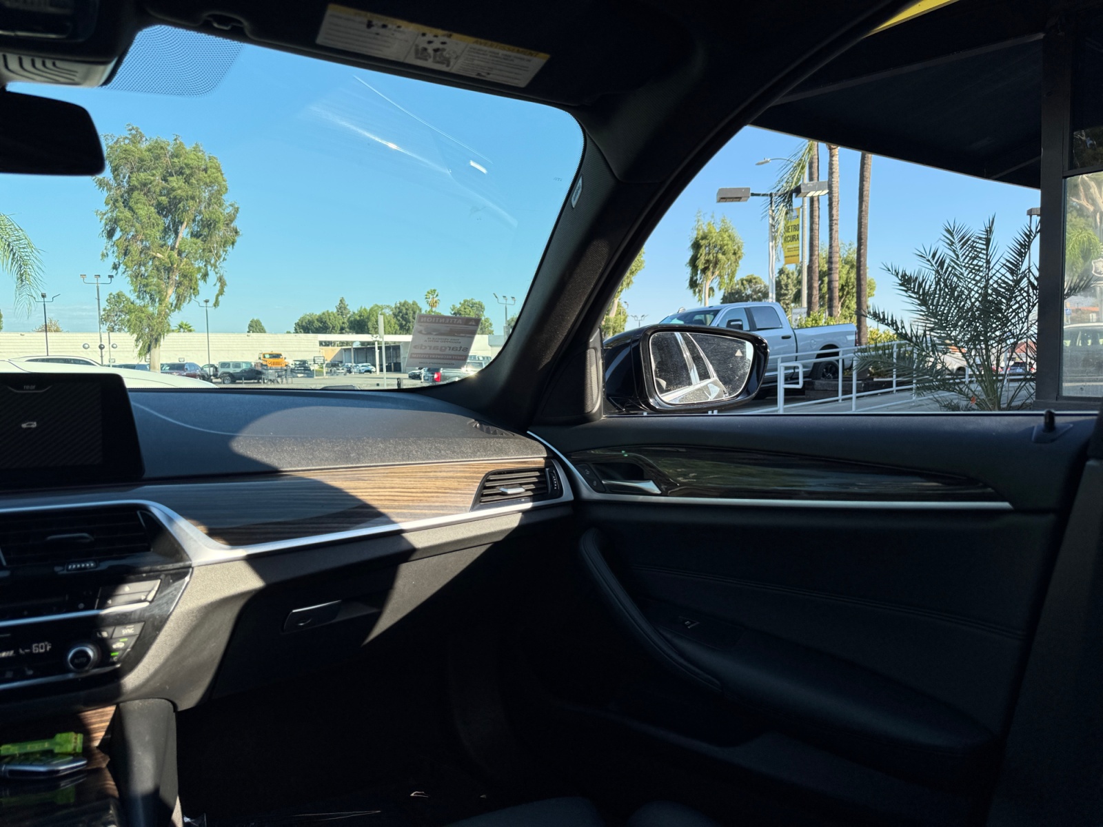 BMW 5 Series photo 17