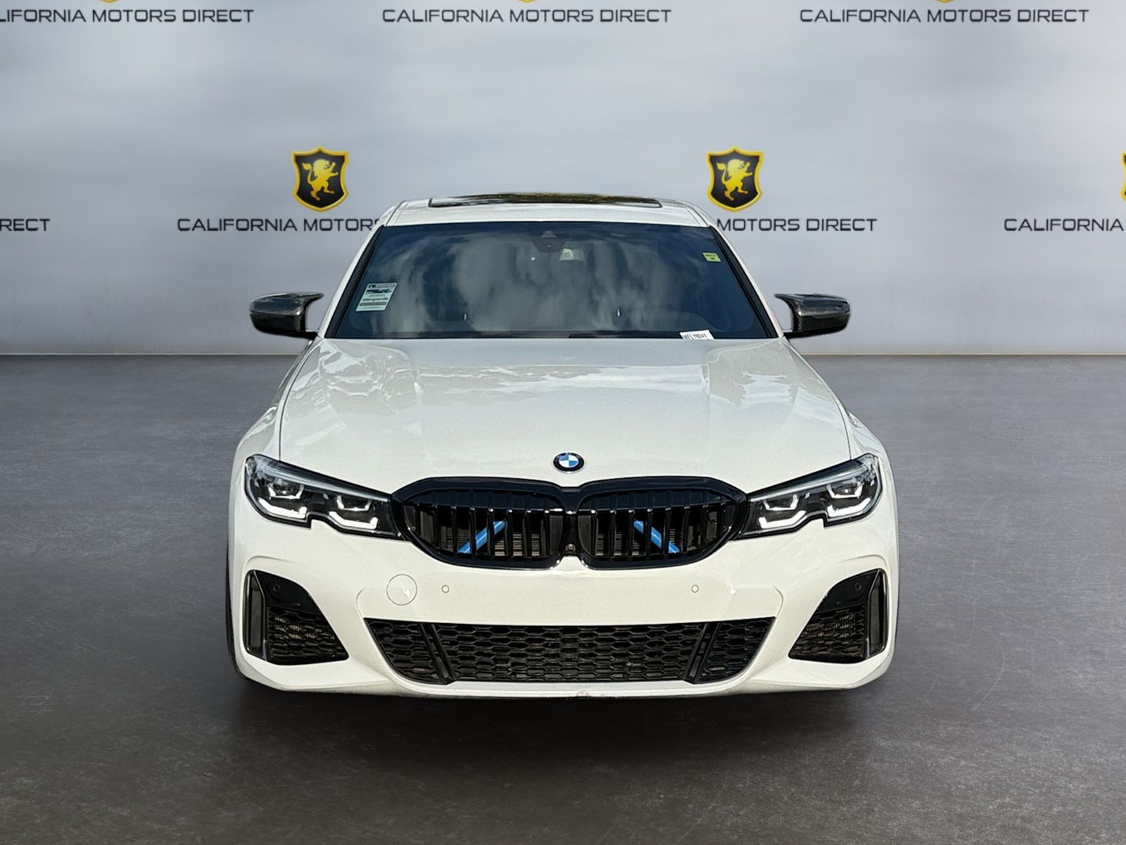 BMW 3 Series photo 8