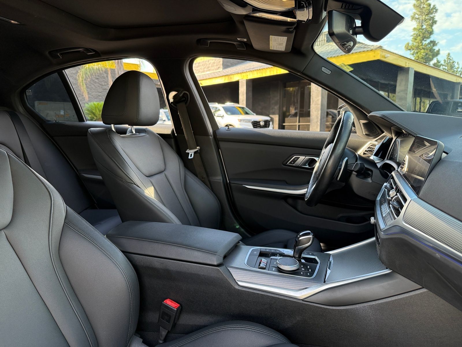 BMW 3 Series photo 19