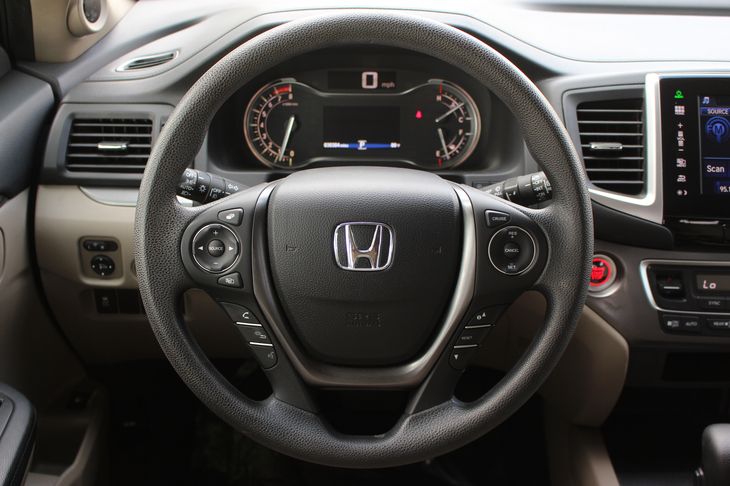 Sold 2016 Honda Pilot EX in Montclair