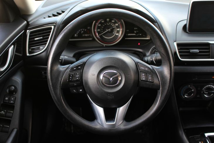Sold 2016 Mazda Mazda3 i Sport in Montclair