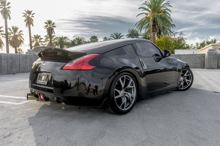 Sold 2016 Nissan 370Z in Montclair