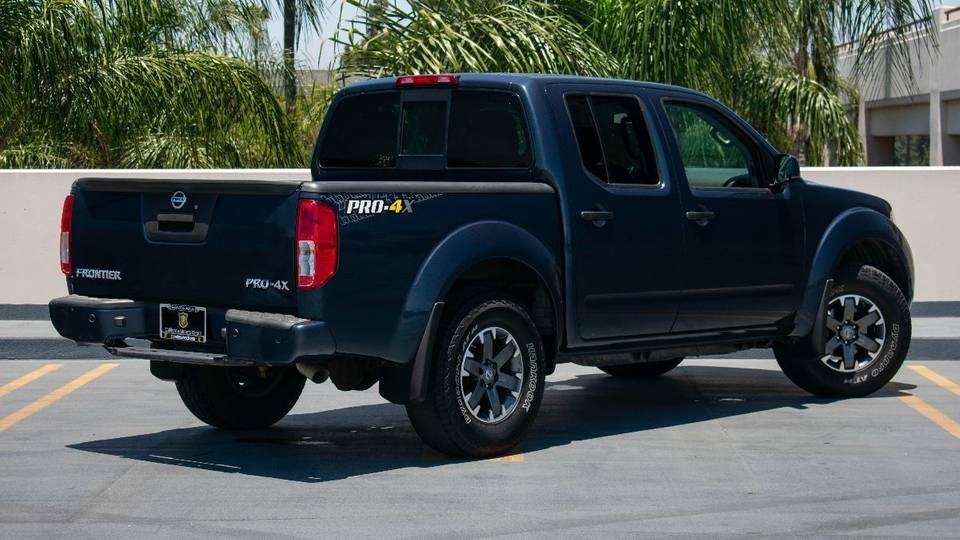 Sold 2018 Nissan Frontier PRO-4X in Montclair