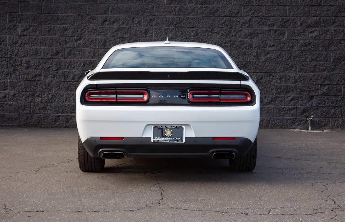 Sold 2016 Dodge Challenger R/T in Montclair