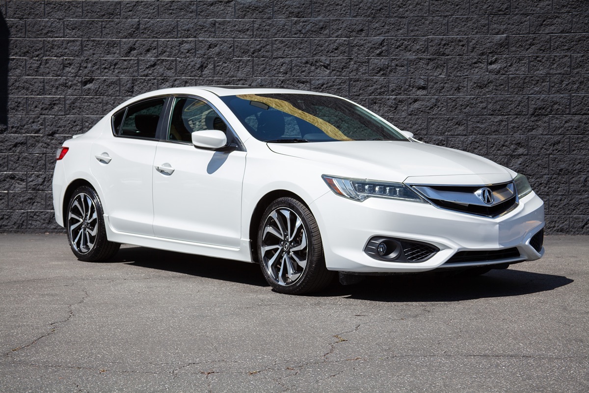 アリアス Sold 2016 Acura ILX w/Premium/A-SPEC Pkg in Montclair