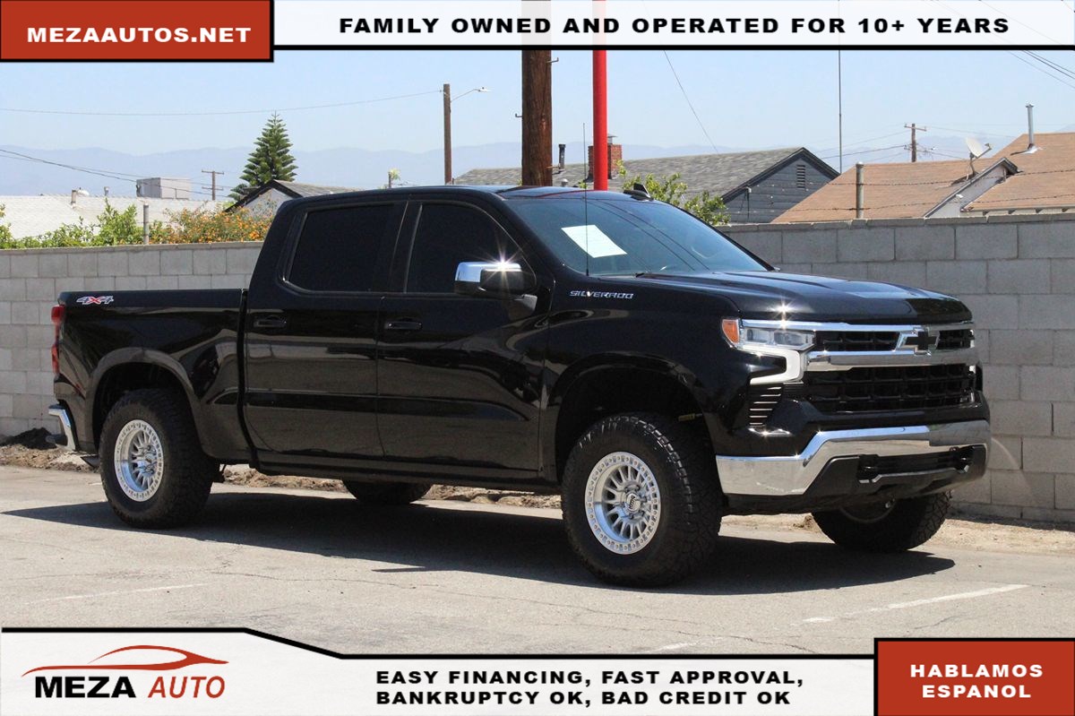 2022 Chevrolet Silverado 1500 LT 2FL 4X4 Crew Cab Short Box's photo