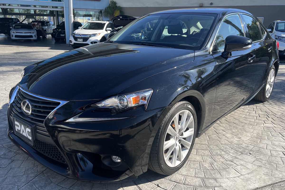 2015 Lexus IS 250 Sport