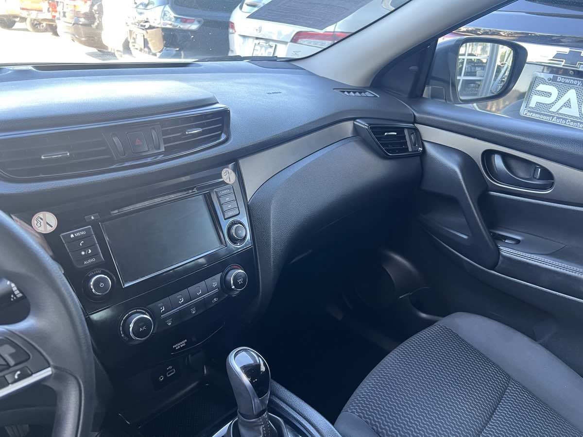 2019 Nissan Rogue Sport S - Photo 11