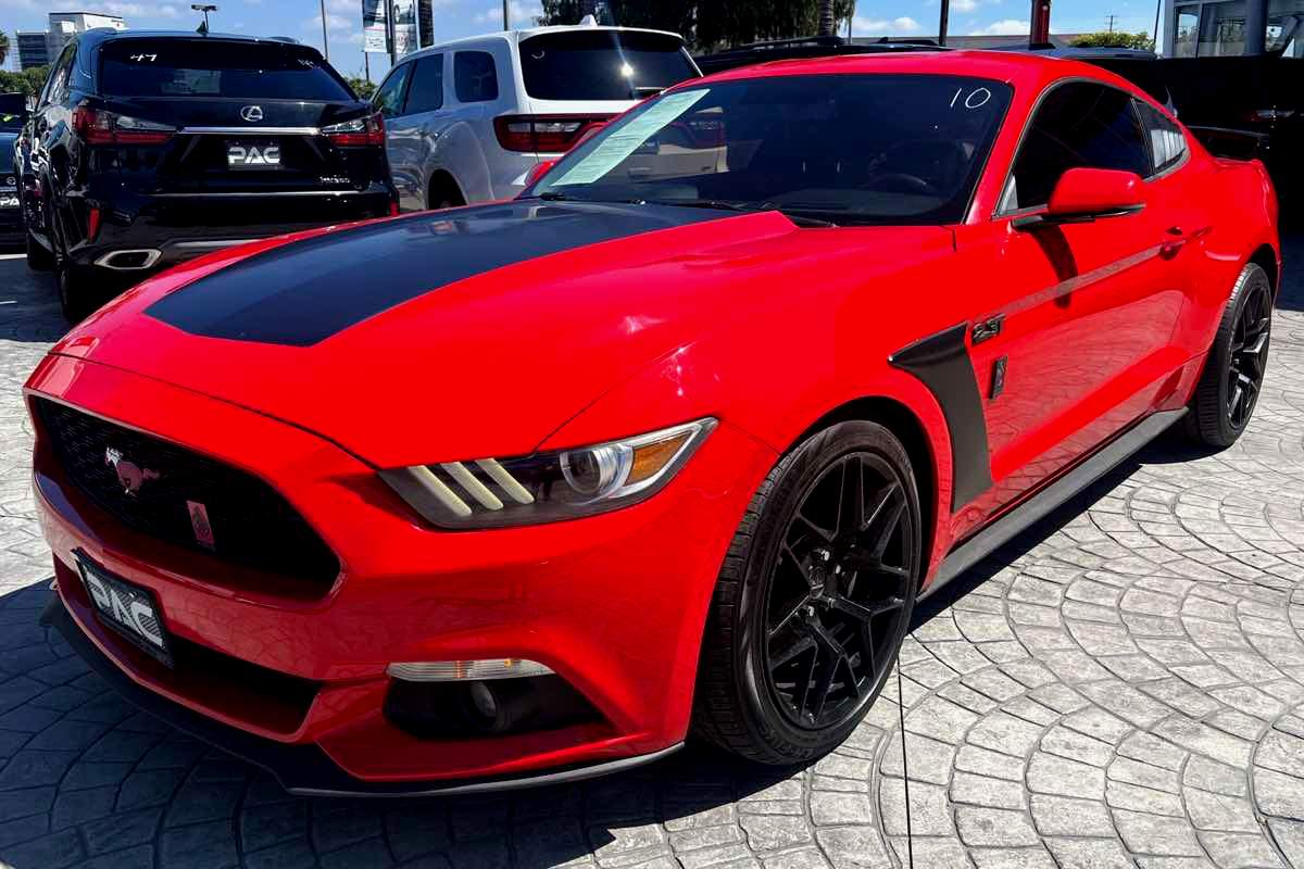 2017 Ford Mustang EcoBoost Premium