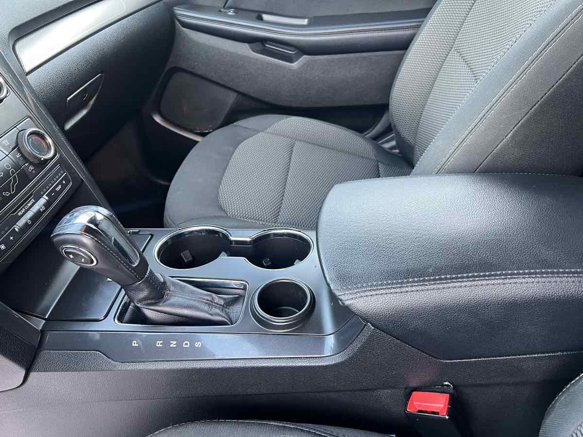 2018 Ford Explorer XLT - Photo 10
