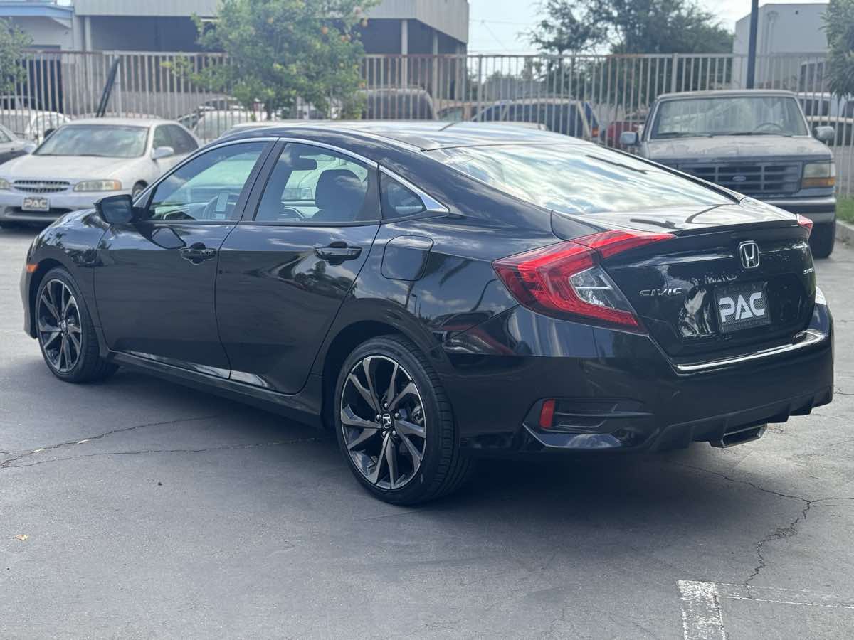 2021 Honda Civic Sport - Photo 3