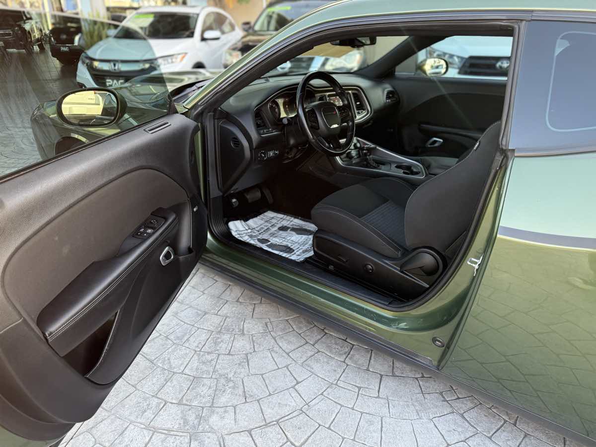 2022 Dodge Challenger GT - Photo 9