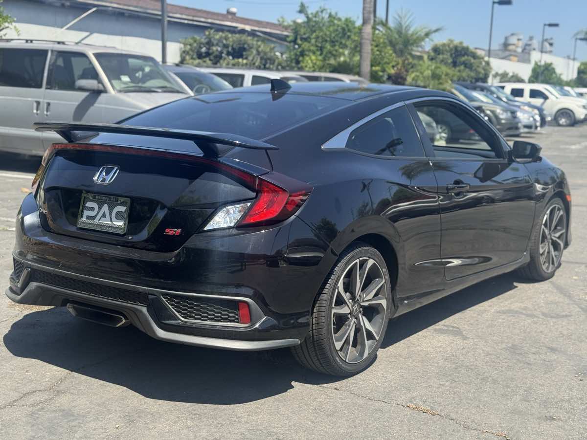 2017 Honda Civic Si - Photo 4