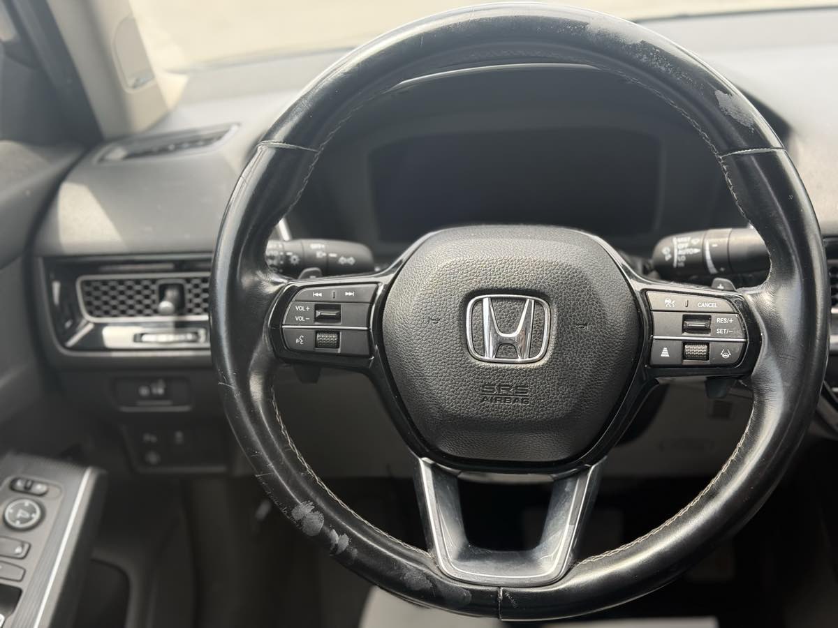 2022 Honda Civic Touring - Photo 18