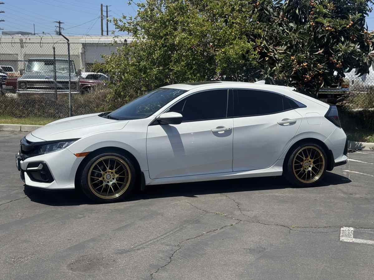 2020 Honda Civic Hatchback EX - Photo 2