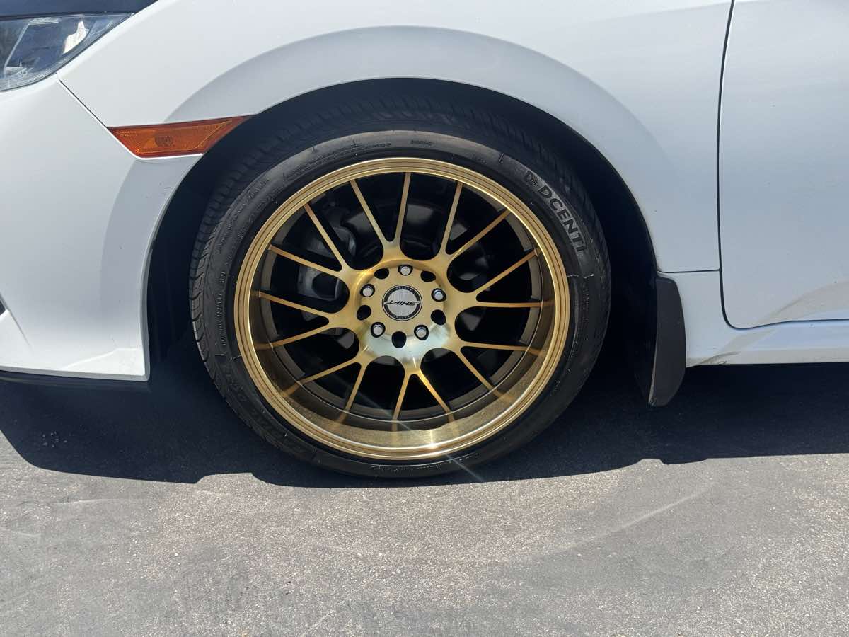 2020 Honda Civic Hatchback EX - Photo 3