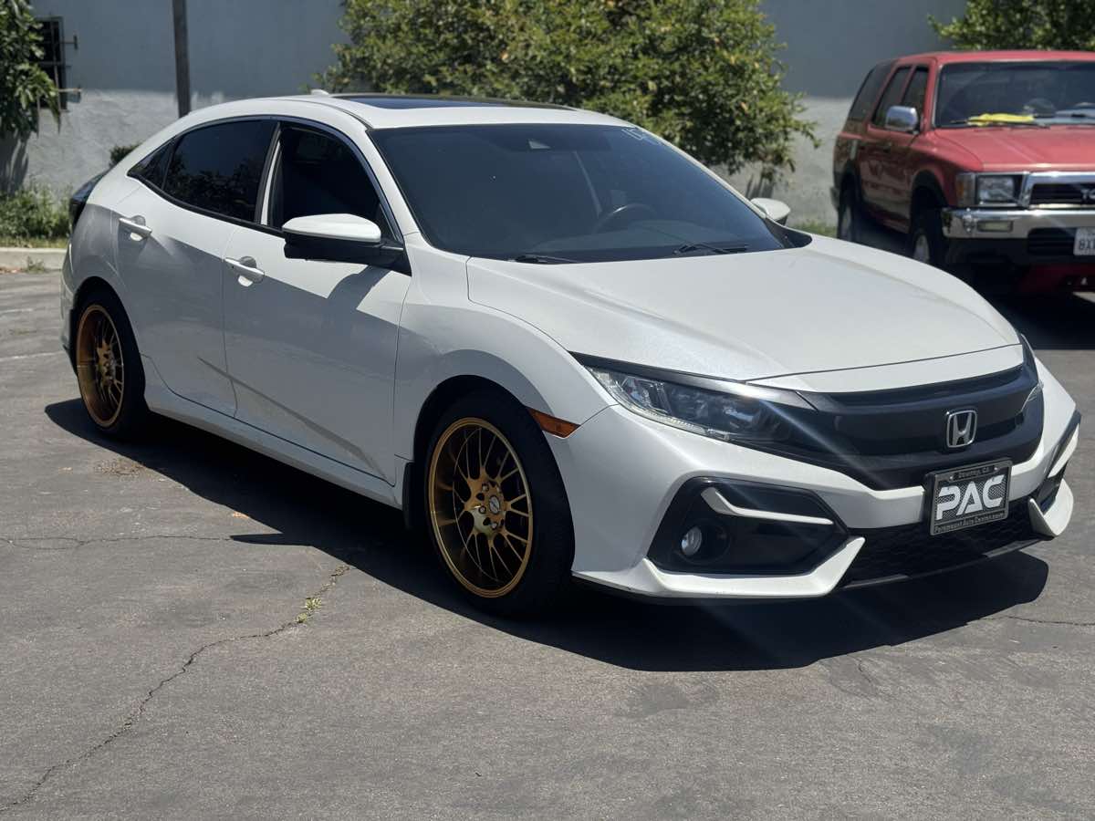 2020 Honda Civic Hatchback EX - Photo 6