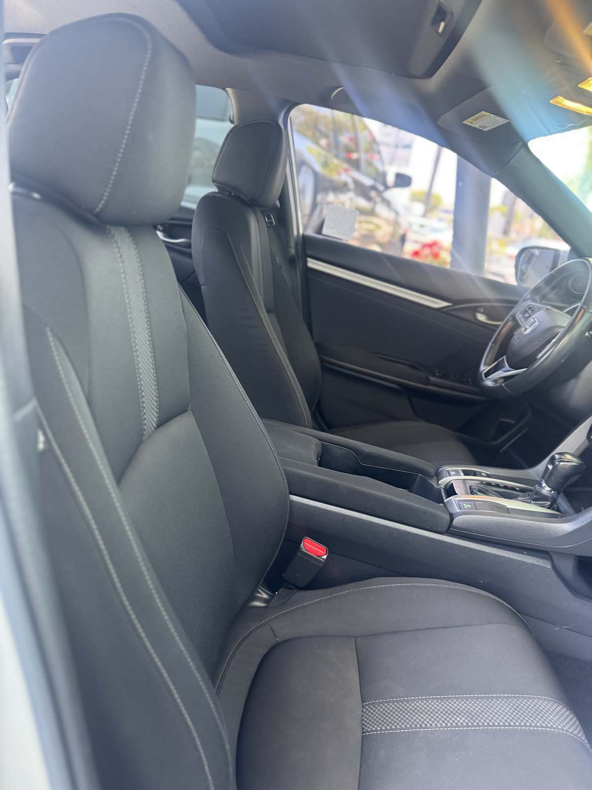 2020 Honda Civic Hatchback EX - Photo 11