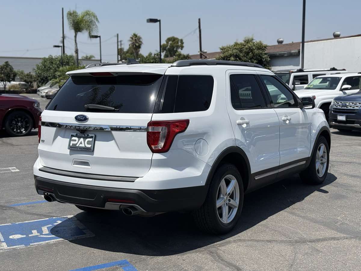2018 Ford Explorer XLT - Photo 5