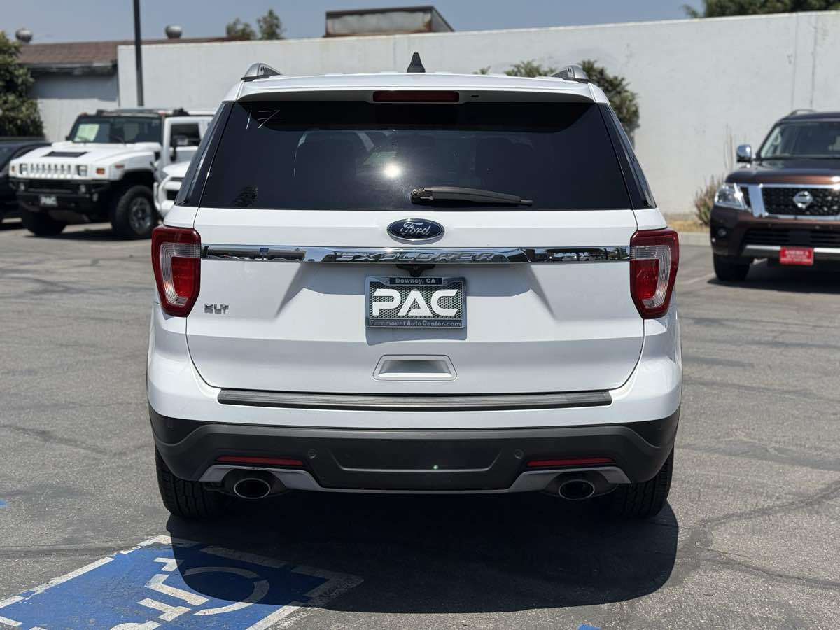 2018 Ford Explorer XLT - Photo 6