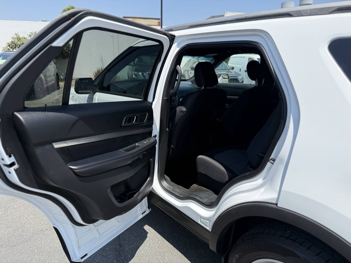 2018 Ford Explorer XLT - Photo 32